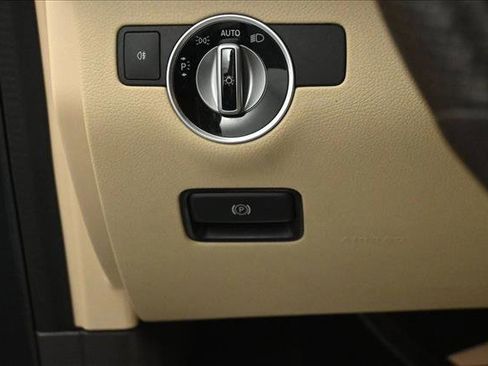 Certified 2018 Mercedes-Benz GLE 350 4MATIC image 10