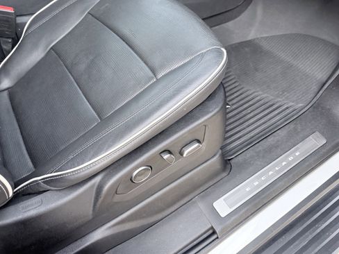 Used 2021 Cadillac Escalade Sport w/ Driver Assist Tech Package image 50