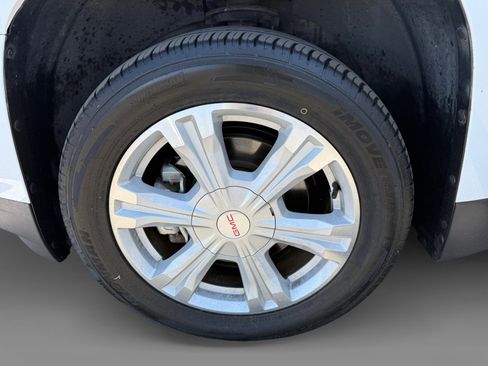 Used 2017 GMC Terrain SLE FWD image 9