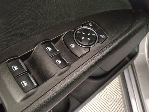 Used 2020 Ford Fusion SE FWD image 27