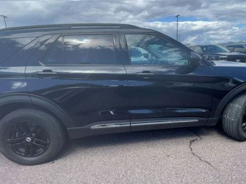 Certified 2023 Ford Explorer XLT w/ Equipment Group 202A AWD/4WD image 9