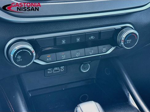 Used 2024 Nissan Altima 2.5 SR FWD image 19