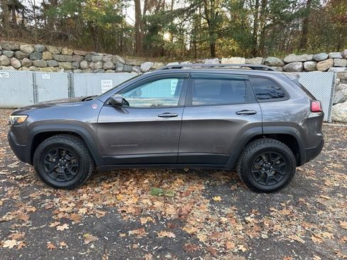 Used 2019 Jeep Cherokee Trailhawk w/ Cold Weather Group image 2