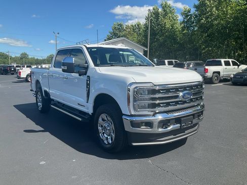New 2026 Ford F250 Lariat AWD/4WD image 3