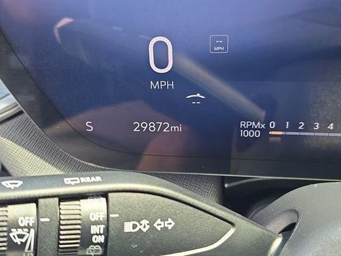 Certified 2025 Buick Enclave Preferred FWD image 31