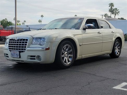 Used 2006 Chrysler 300 C image 5