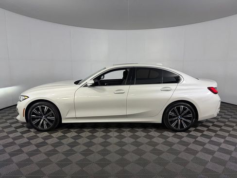 Used 2025 BMW 330i xDrive Sedan AWD/4WD image 10