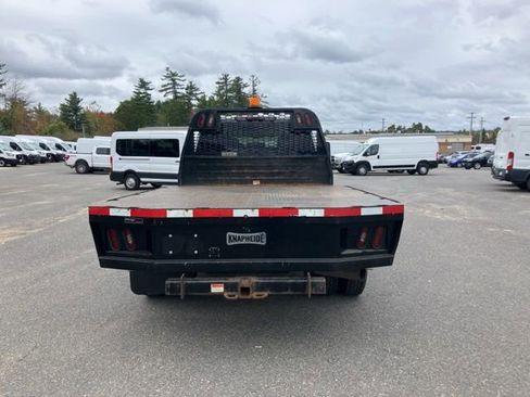 Used 2022 Chevrolet Silverado 3500 LT w/ Convenience Package image 6