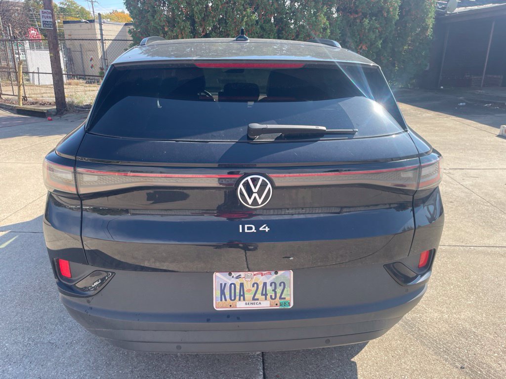 Used 2024 Volkswagen ID.4 Pro RWD image 3