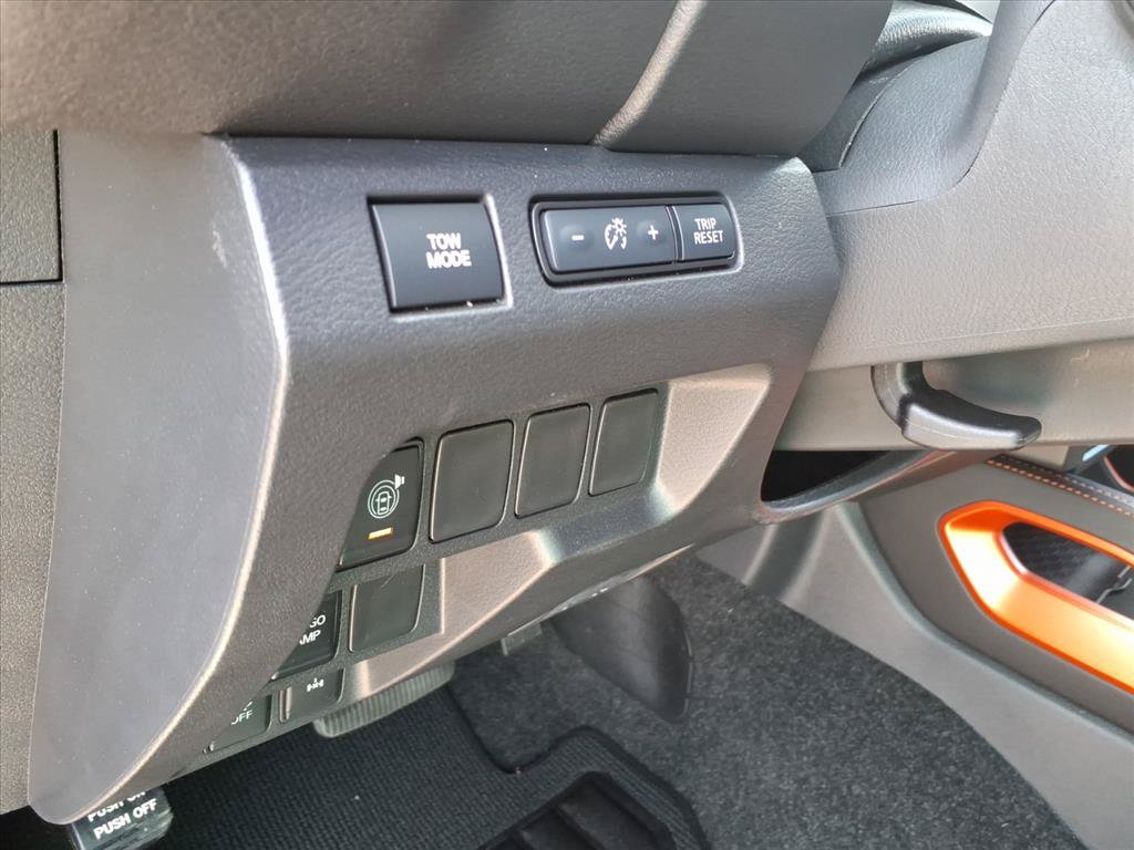 Used 2026 Nissan Frontier PRO-4X AWD/4WD image 21