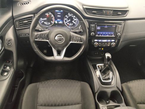 Used 2019 Nissan Rogue SV FWD image 22