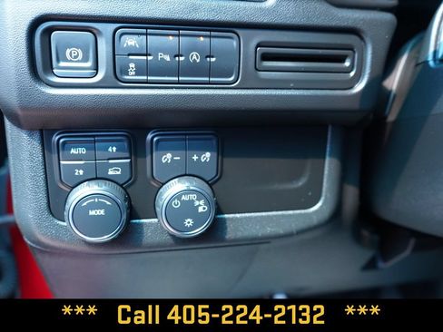 Used 2024 Chevrolet Tahoe LS AWD/4WD image 29