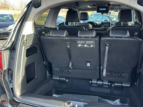 Used 2024 Honda Odyssey Elite image 34