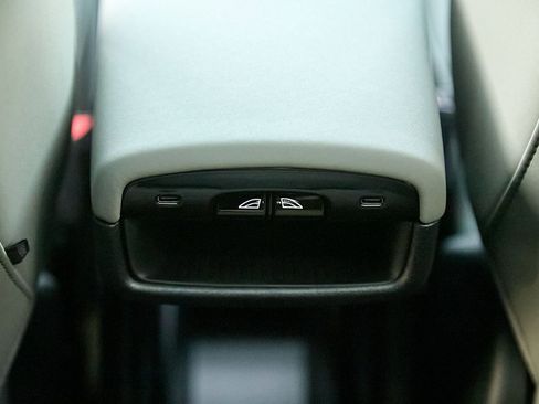 New 2026 Volvo EX30 Cross Country Ultra image 22