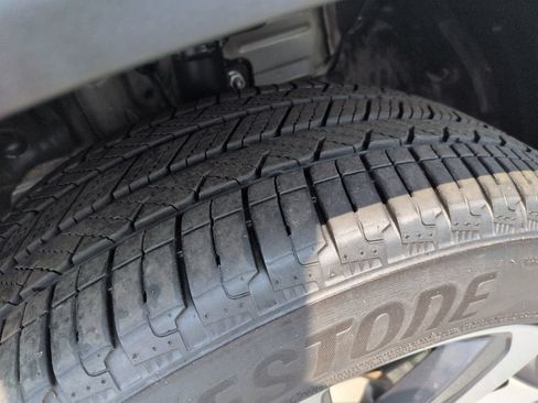 Used 2025 Honda Pilot Elite image 28