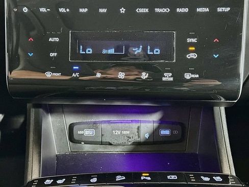 Used 2024 Hyundai Tucson Limited AWD/4WD image 18