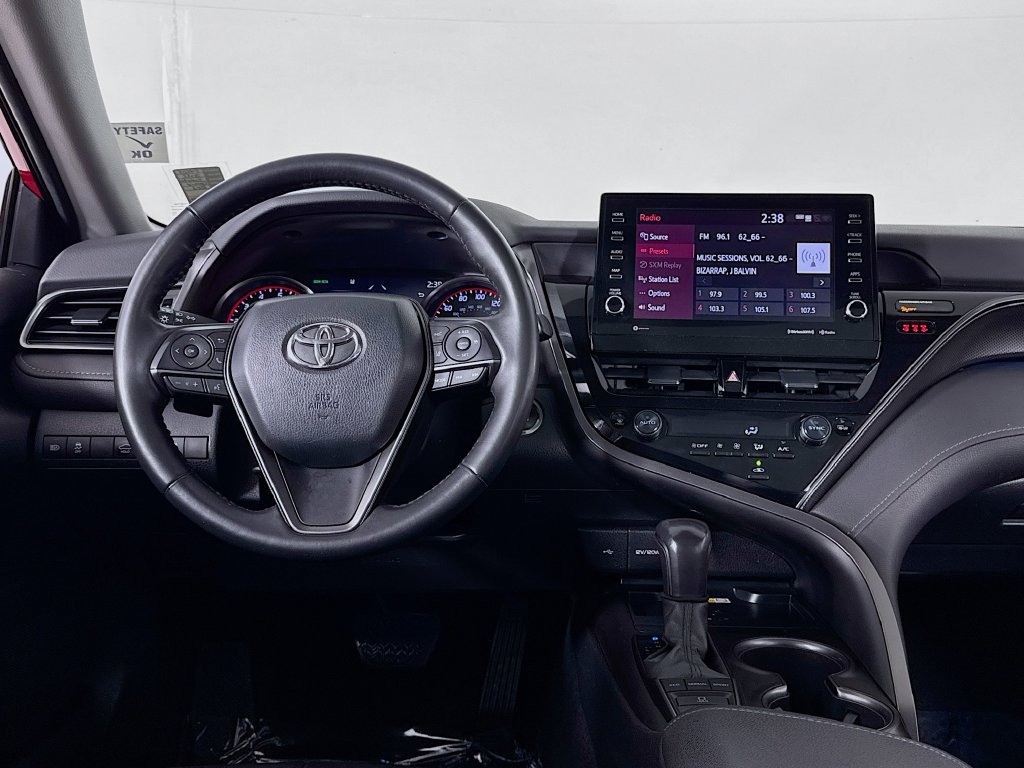 Used 2022 Toyota Camry XSE AWD/4WD image 13