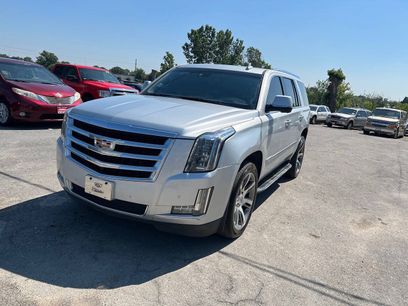 Used 2016 Cadillac Escalade Luxury