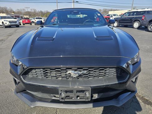 Used 2022 Ford Mustang Premium image 8