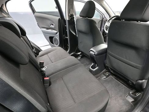 Used 2016 Honda HR-V EX image 40