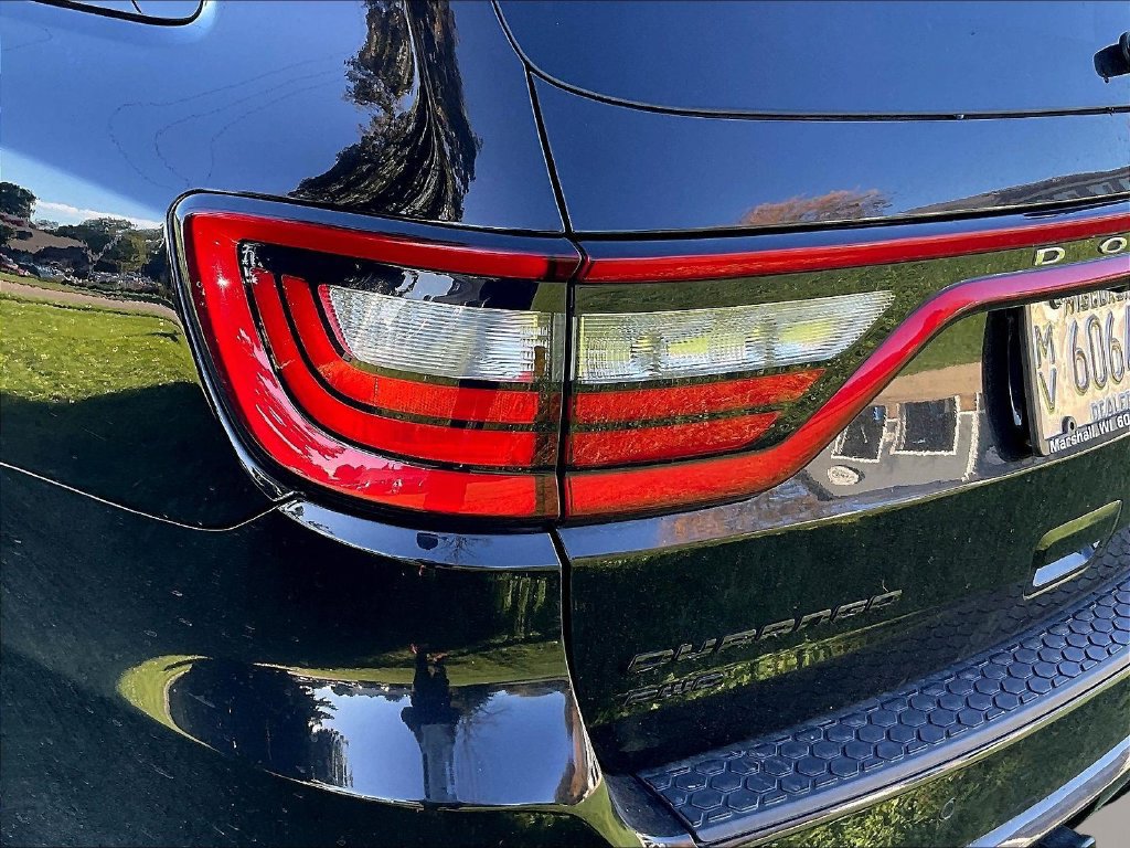 Used 2017 Dodge Durango R/T w/ Trailer Tow Group IV AWD/4WD image 23