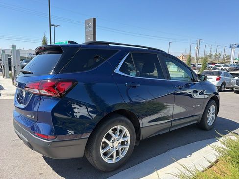 Used 2022 Chevrolet Equinox LT image 4