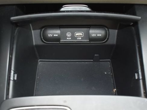 Used 2019 Kia Sorento FWD image 26