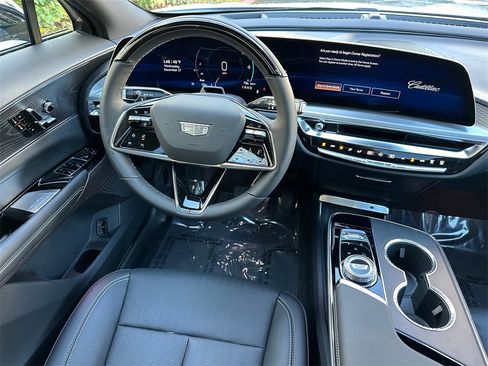 New 2026 Cadillac Lyriq Sport image 17