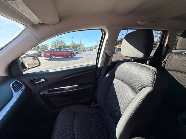 Used 2018 Dodge Journey SE AWD/4WD image 37