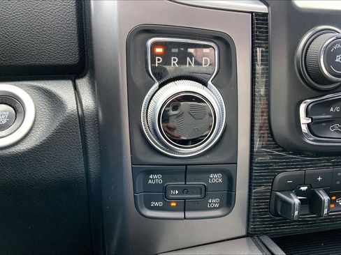 Used 2018 RAM 1500 Limited image 35