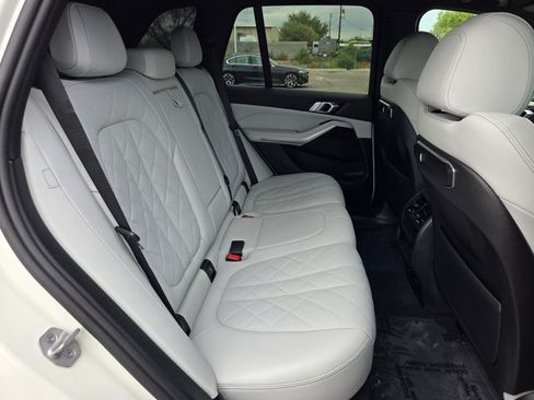 Used 2024 BMW X5 xDrive50e w/ M Sport Package AWD/4WD image 28