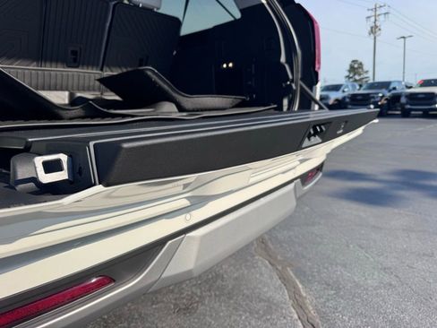 Used 2025 Ford Expedition Max Platinum w/ Driver's Package image 29