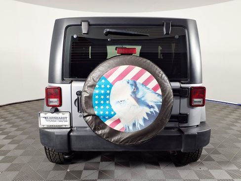 Used 2015 Jeep Wrangler Sport w/ Quick Order Package 24S AWD/4WD image 5