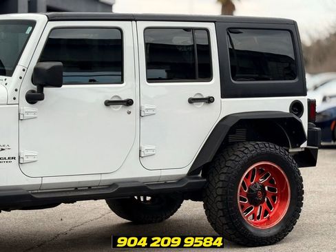 Used 2017 Jeep Wrangler Unlimited Sahara w/ Max Tow Package AWD/4WD image 3