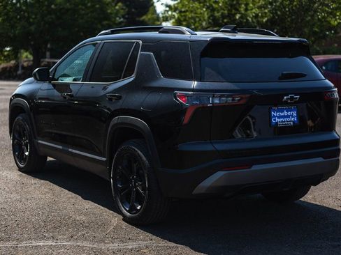 New 2025 Chevrolet Equinox LT w/ Convenience Package II image 29