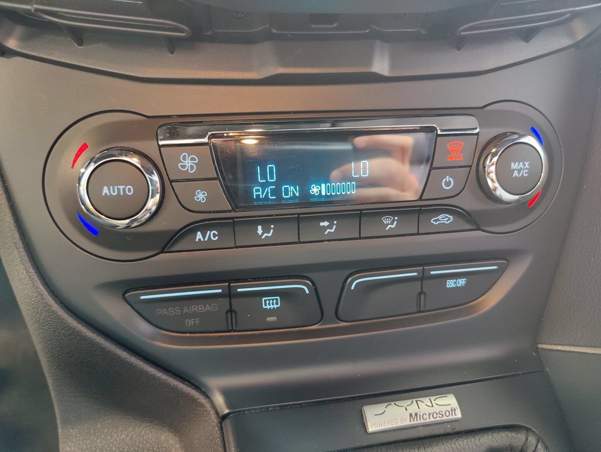 Used 2014 Ford Focus ST w/ Equipment Group 202A FWD image 30