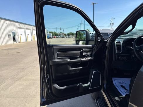 Used 2024 RAM 2500 Laramie w/ Night Edition AWD/4WD image 21