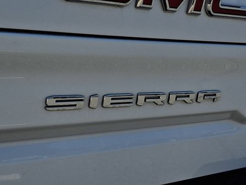 Certified 2022 GMC Sierra 1500 SLT w/ SLT Premium Plus Package AWD/4WD image 31