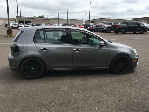 Used 2012 Volkswagen Golf 4-Door FWD image 7