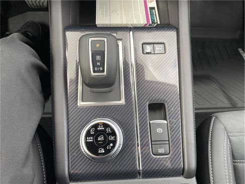 New 2025 Mitsubishi Outlander SE AWD/4WD image 15