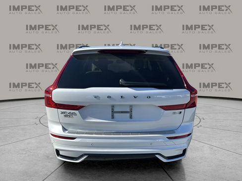 Used 2025 Volvo XC60 B5 Ultra w/ Protection Package Premier image 4