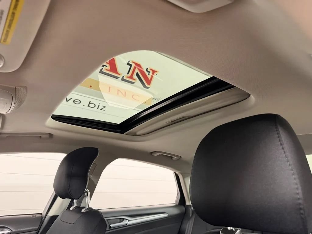 Used 2013 Ford Fusion SE FWD image 22