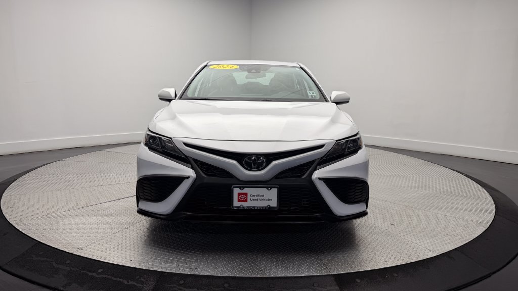Certified 2024 Toyota Camry SE w/ Cold Weather Package FWD image 38