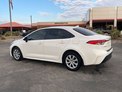 Used 2024 Toyota Corolla LE FWD image 6
