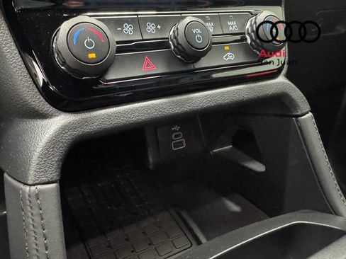 Used 2024 Ford Ranger Raptor AWD/4WD image 19