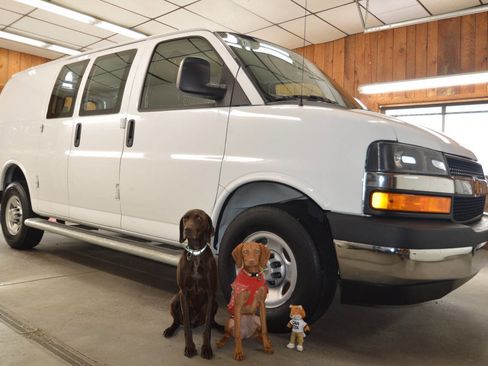 Used 2024 Chevrolet Express 2500 w/ Driver Convenience Package image 2