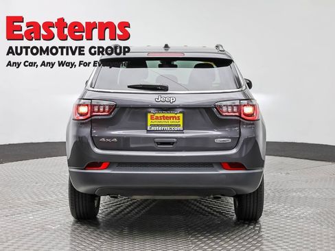 Used 2024 Jeep Compass Latitude AWD/4WD image 6