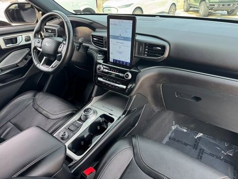 Used 2022 Ford Explorer ST w/ Equipment Group 401A image 22