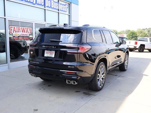 New 2027 GMC Acadia Denali Ultimate w/ LPO, Floor Liner Package AWD/4WD image 3