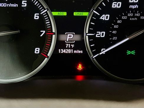 Used 2016 Acura MDX FWD w/ Tech & Entertainment image 8